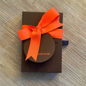 Louis Vuitton Small drawer Gift Box with Holiday Ribbon & gift tag Authentic